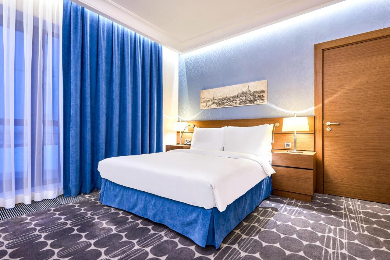 Radisson Blu Hotel, Kyiv Podil City Centre Bagian luar foto
