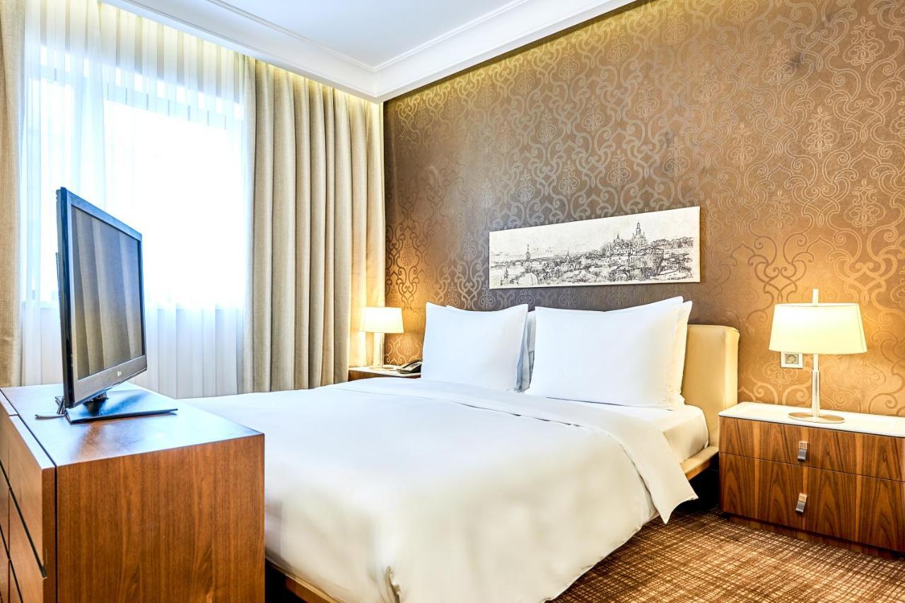 Radisson Blu Hotel, Kyiv Podil City Centre Bagian luar foto