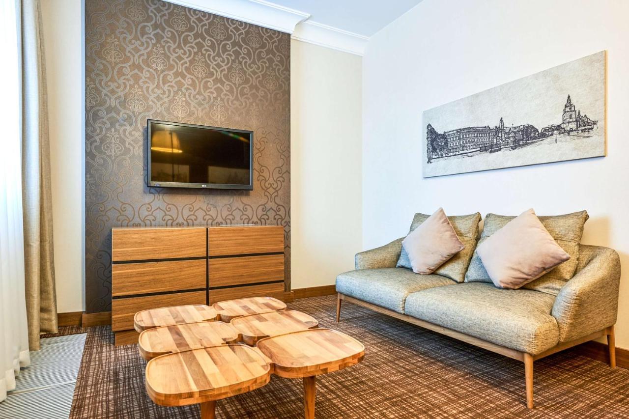 Radisson Blu Hotel, Kyiv Podil City Centre Bagian luar foto